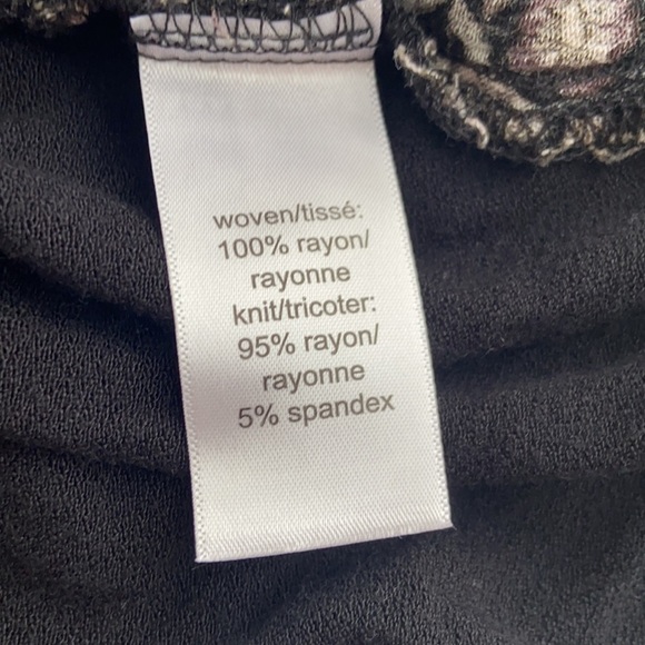 𝅺maurice's Floral Top - Picture 4 of 4